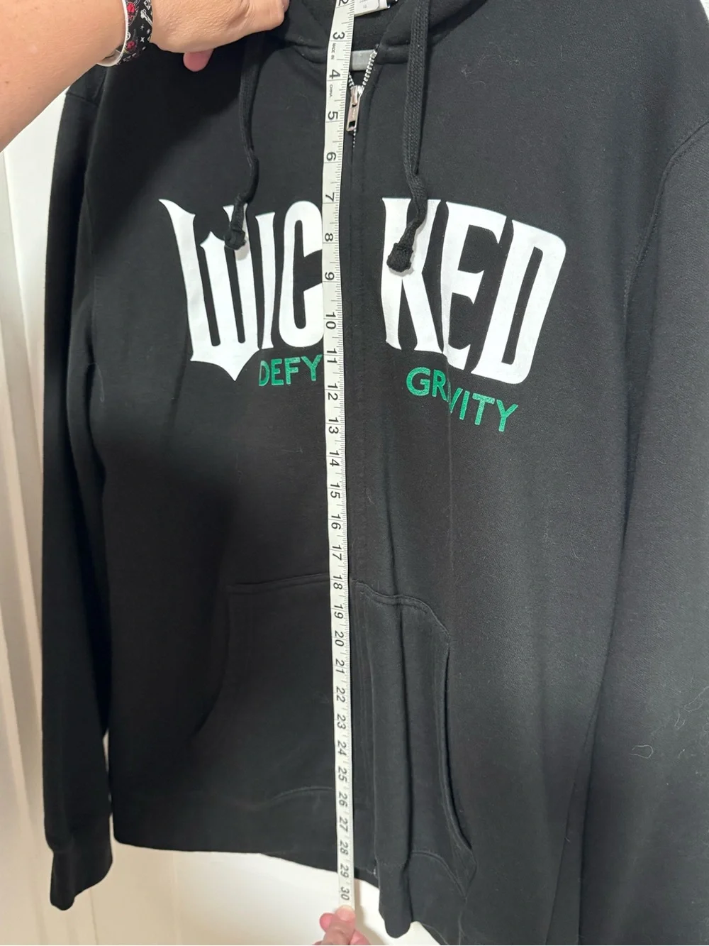 Universal Wicked Black Hoodie Men’s size Large